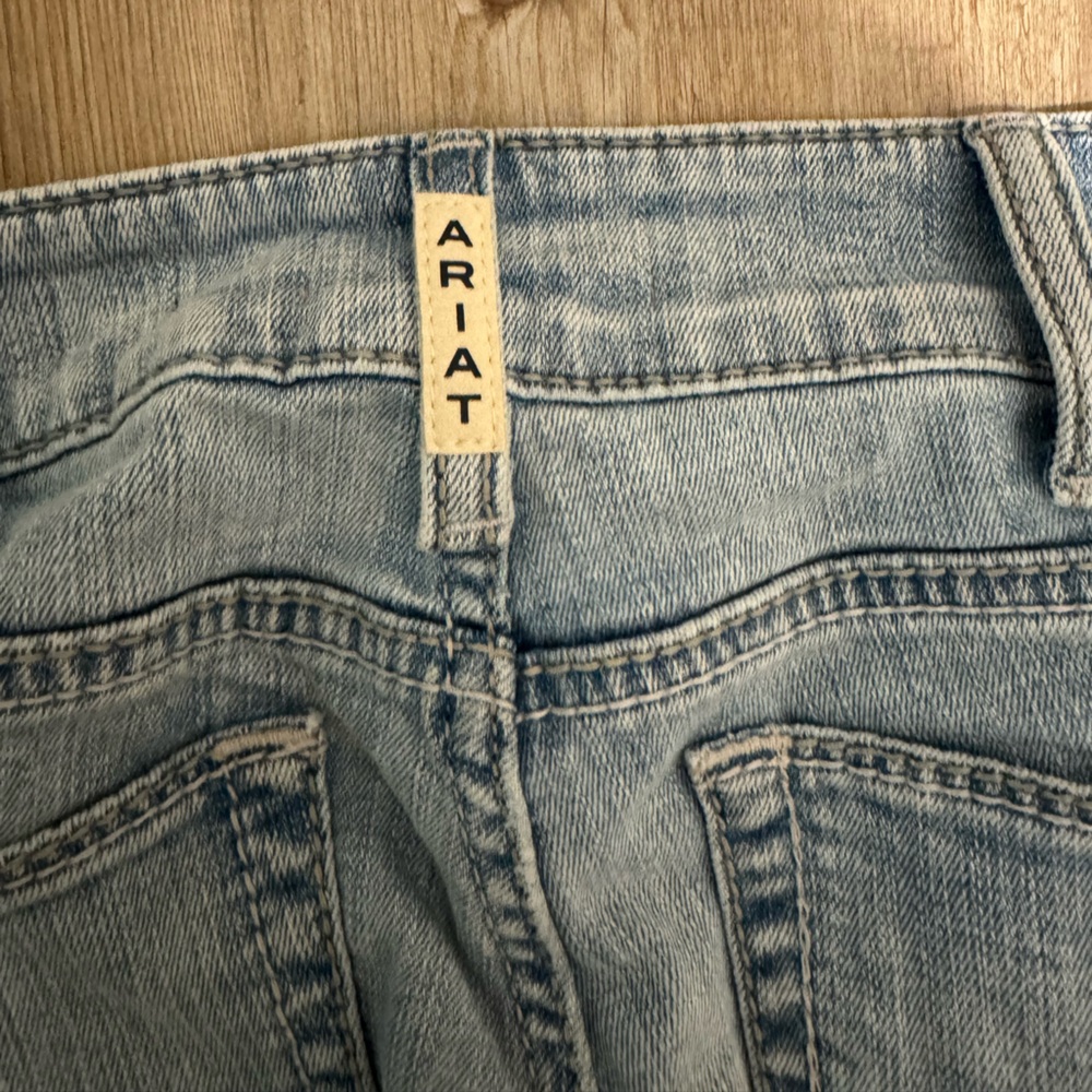 Ariat Perfect Rise Flare Wide Leg Jeans - Picture 5 of 5